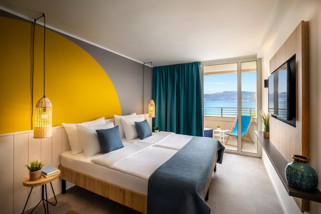 Sunny Baska Hotel By Valamar, Ex Corinthia Exterior foto